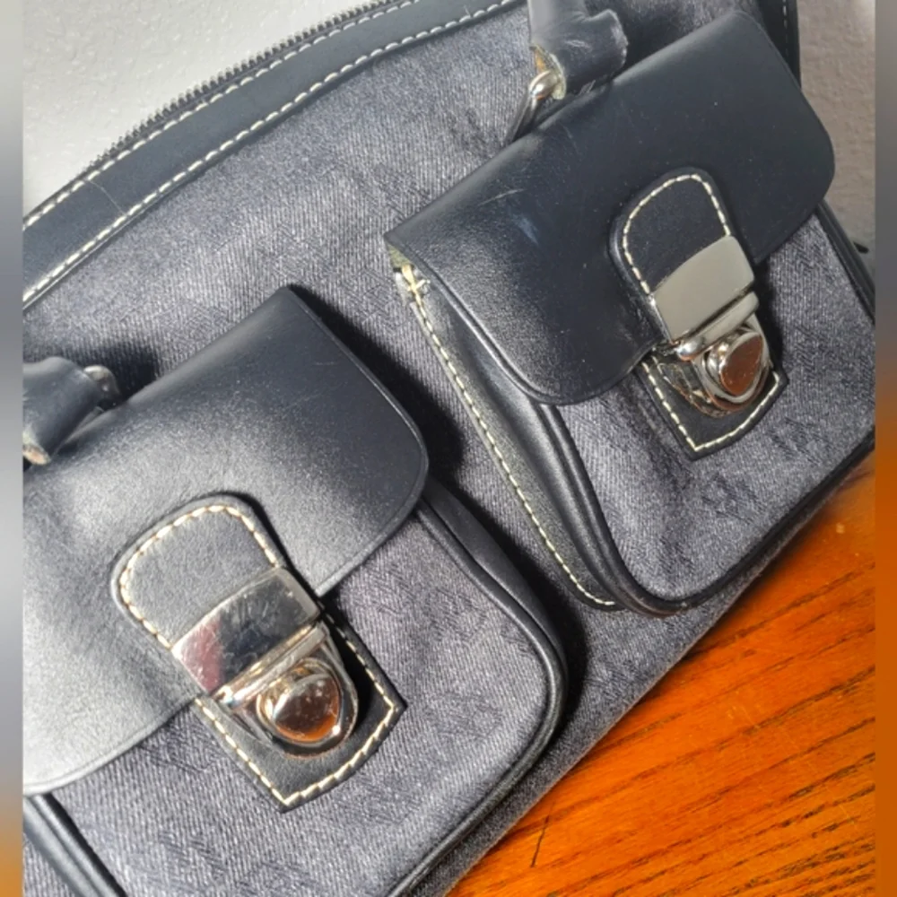 Dooney & Bourke Black and Gray Shoulder Bag Set